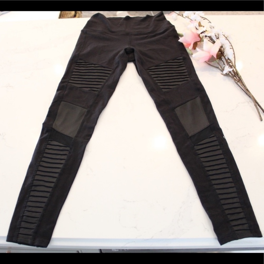 Alo yoga high waist moto leggings